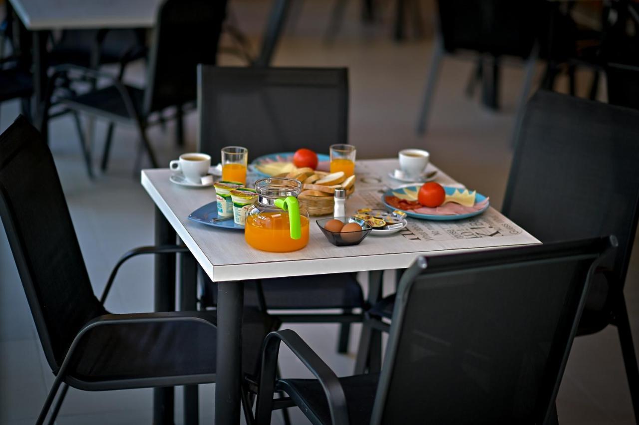 Pension Happy Day - Motorcycle Friendly Sibiu Ngoại thất bức ảnh