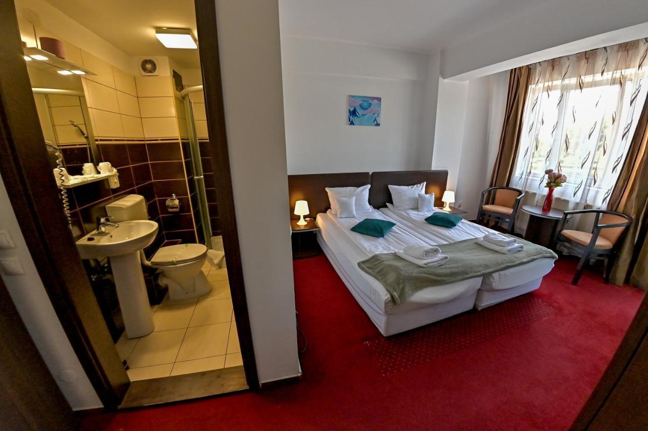 Pension Happy Day - Motorcycle Friendly Sibiu Ngoại thất bức ảnh