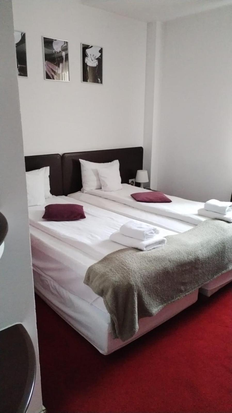 Pension Happy Day - Motorcycle Friendly Sibiu Ngoại thất bức ảnh