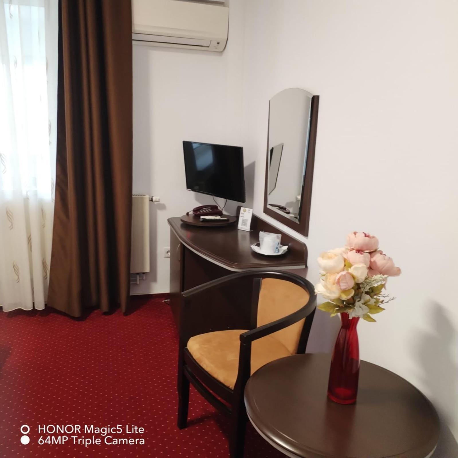 Pension Happy Day - Motorcycle Friendly Sibiu Ngoại thất bức ảnh