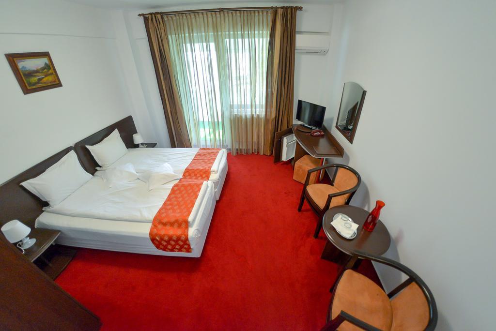 Pension Happy Day - Motorcycle Friendly Sibiu Ngoại thất bức ảnh
