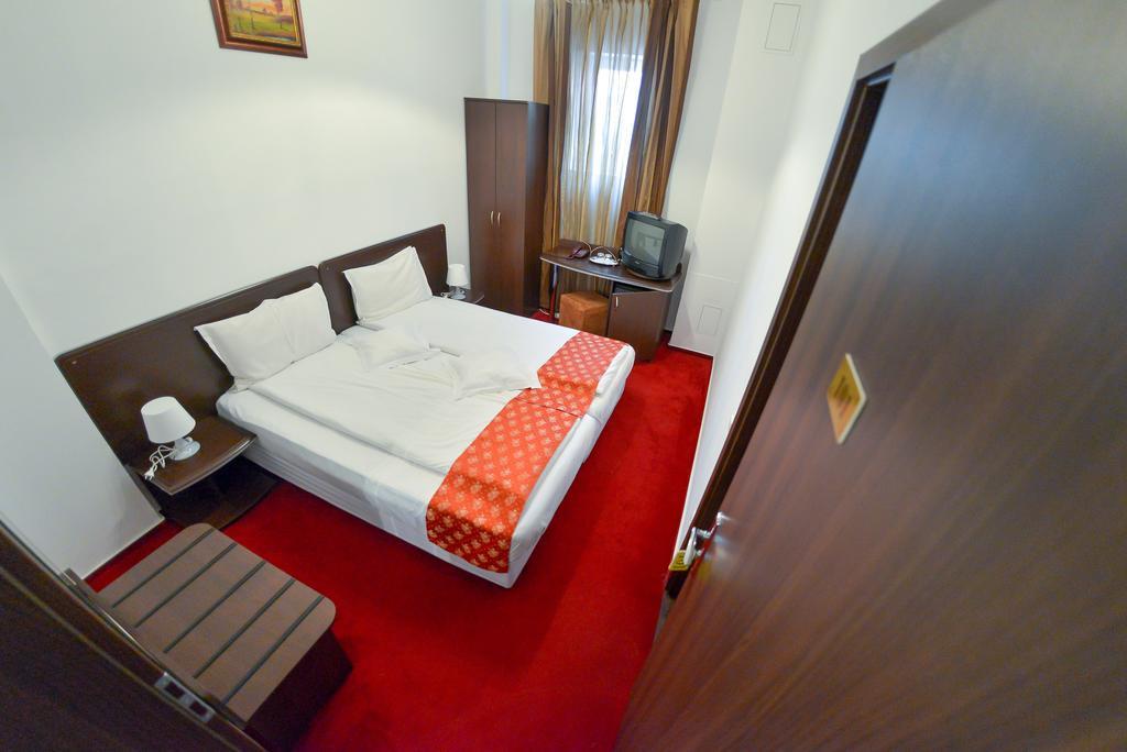 Pension Happy Day - Motorcycle Friendly Sibiu Ngoại thất bức ảnh